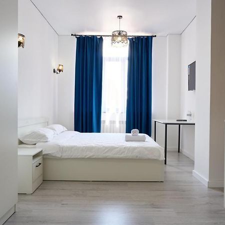 7Days Hotel Алматы Экстерьер фото
